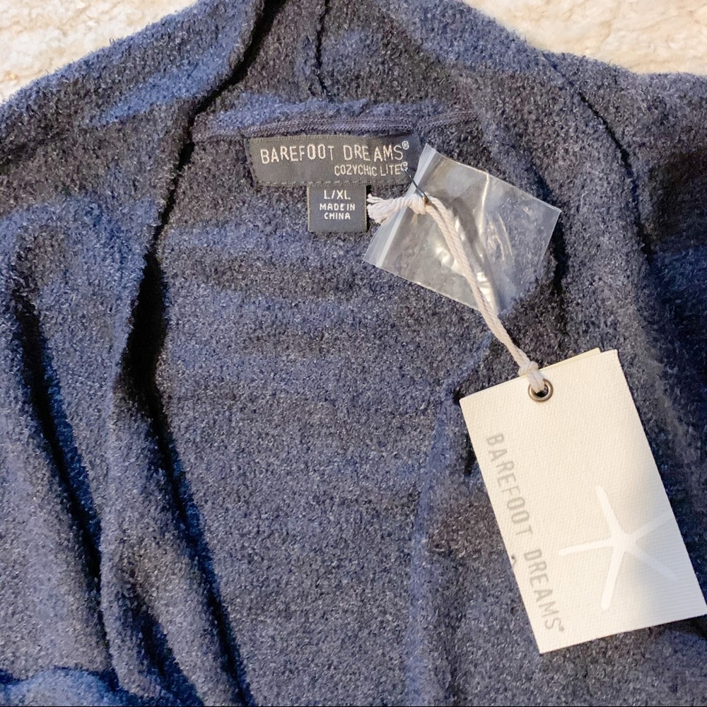NWT Barefoot Dreams Cozychic lite Island Wrap